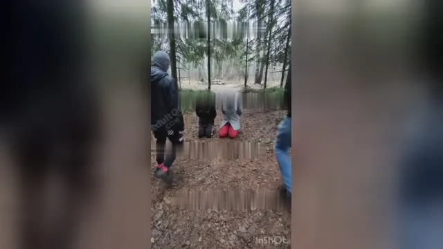 Русским закладчицам пришлось не легко ▶️ Спортики изнасиловали двух русских закладчиц в лесу